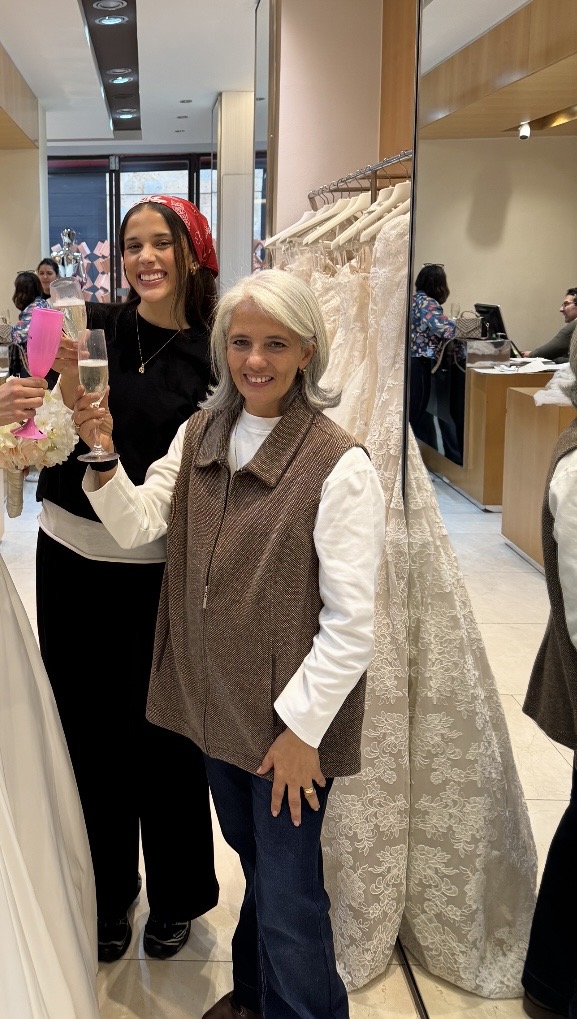 Salud🥂 Anita encontró su vestido de novia